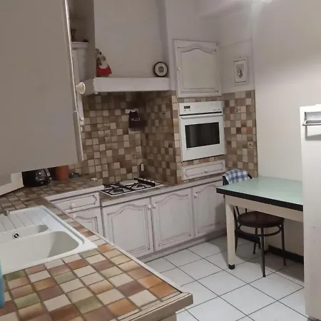Capitale Du Quercy Apartamento *